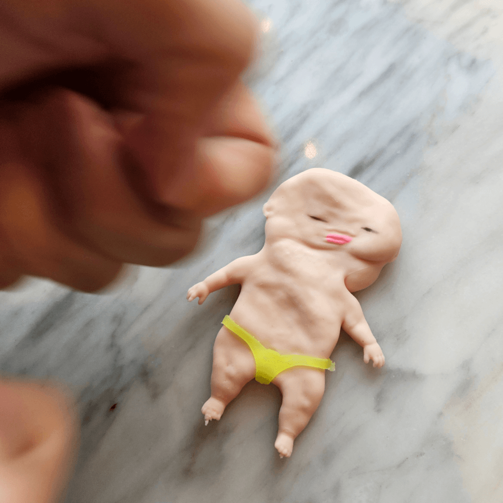 엘앤제이 엽기베이비 스퀴시 주물럭 말랑이 스트레스해소 화풀이 찐득이 손장난감, 색상 랜덤